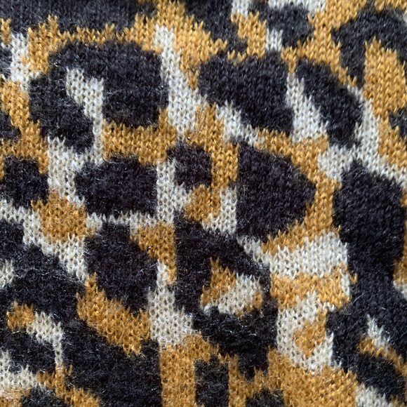 Who What Wear Leopard Print Sweater L - Picture 5 of 5